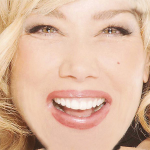 200225_ACheServono_300x300